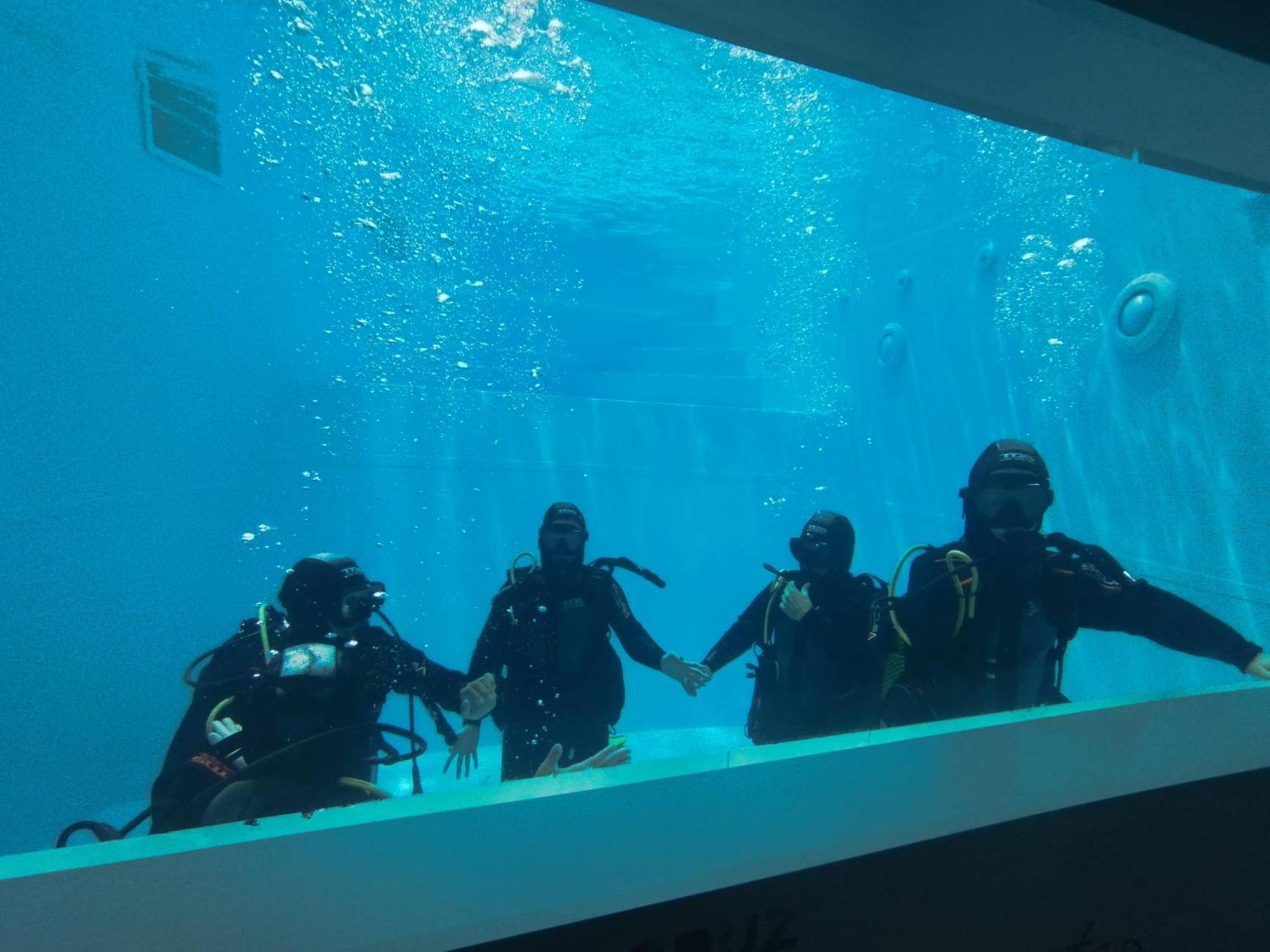 Santa Cruz Dive House Padi Dive Resort Silveira  Eksteriør billede